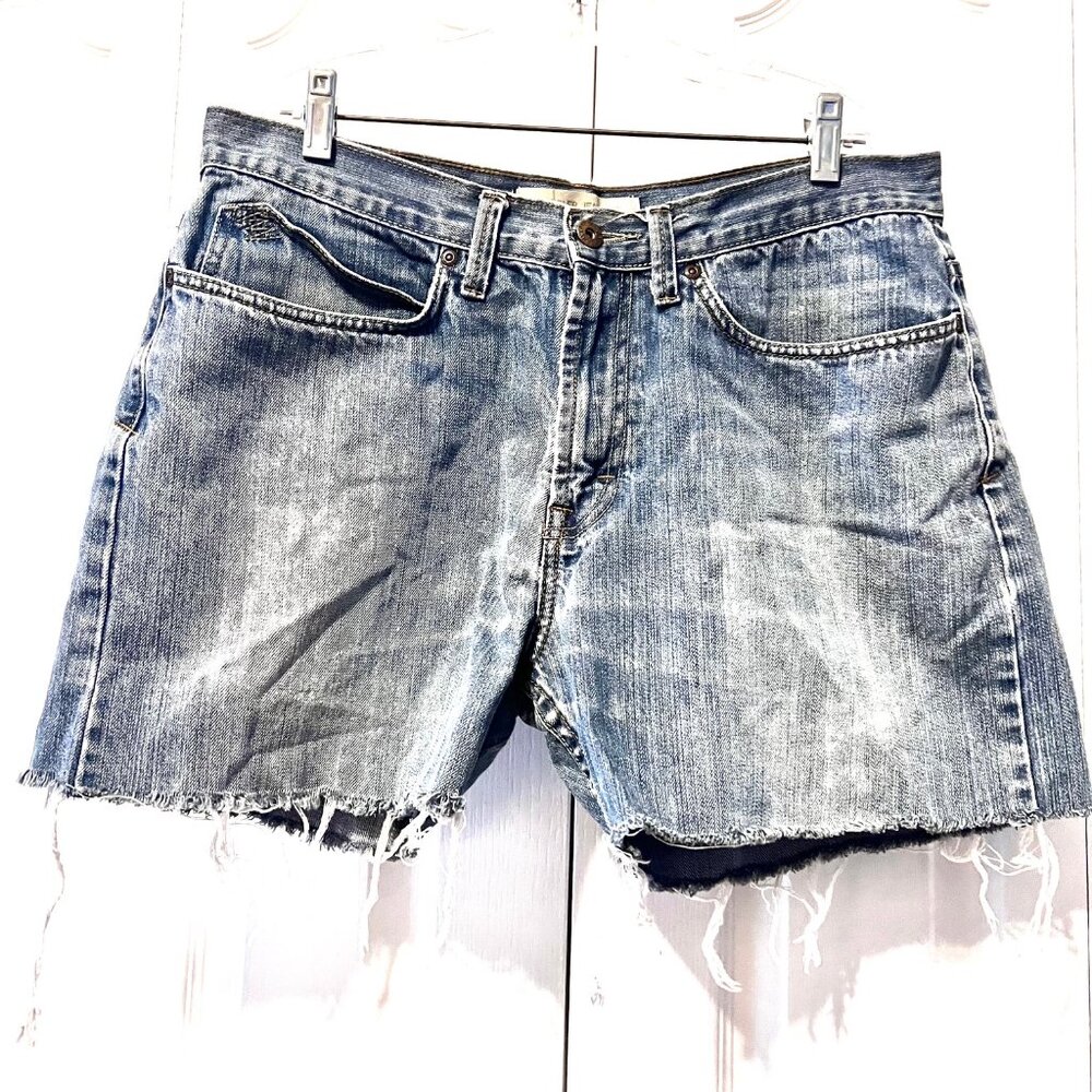Wrangler Jeans Co. Straight Fit-Cut Off Distressed Jean Shorts-Unisex-Size 33